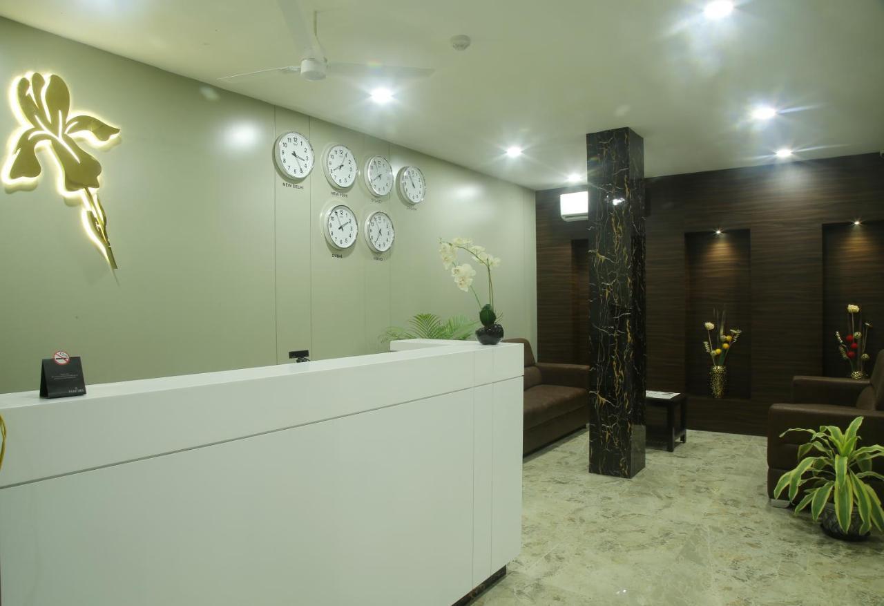 Park Iris Hotels, Mg Road Vijayawāda Exteriör bild